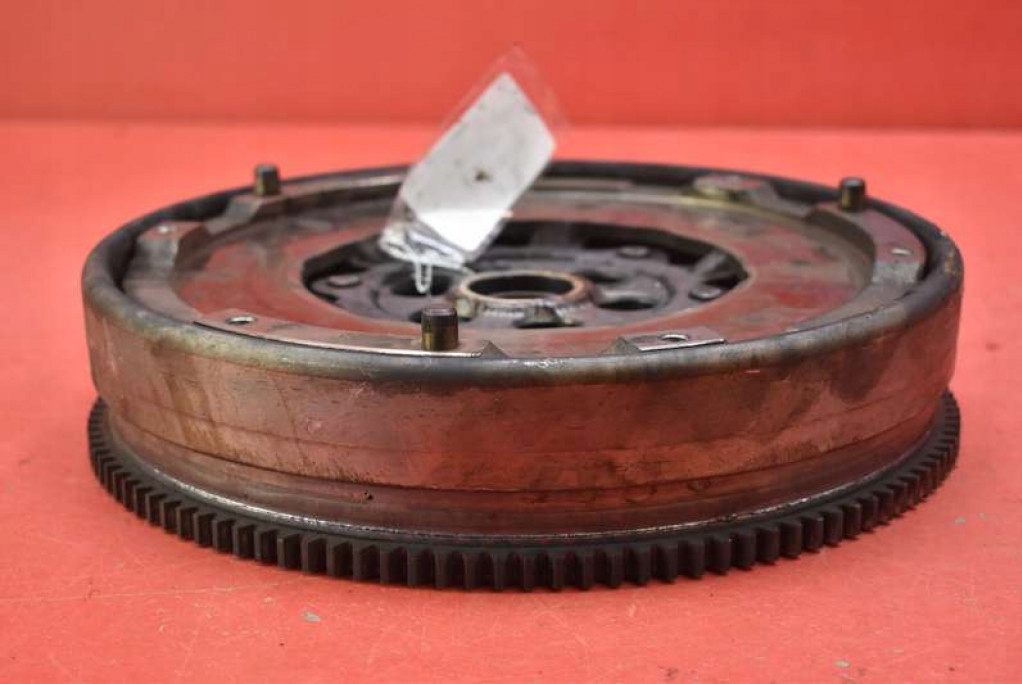 ZWEIMASSENRAD 7560876 BMW E90 E91 2.0i 143 PS 04-10 Product image