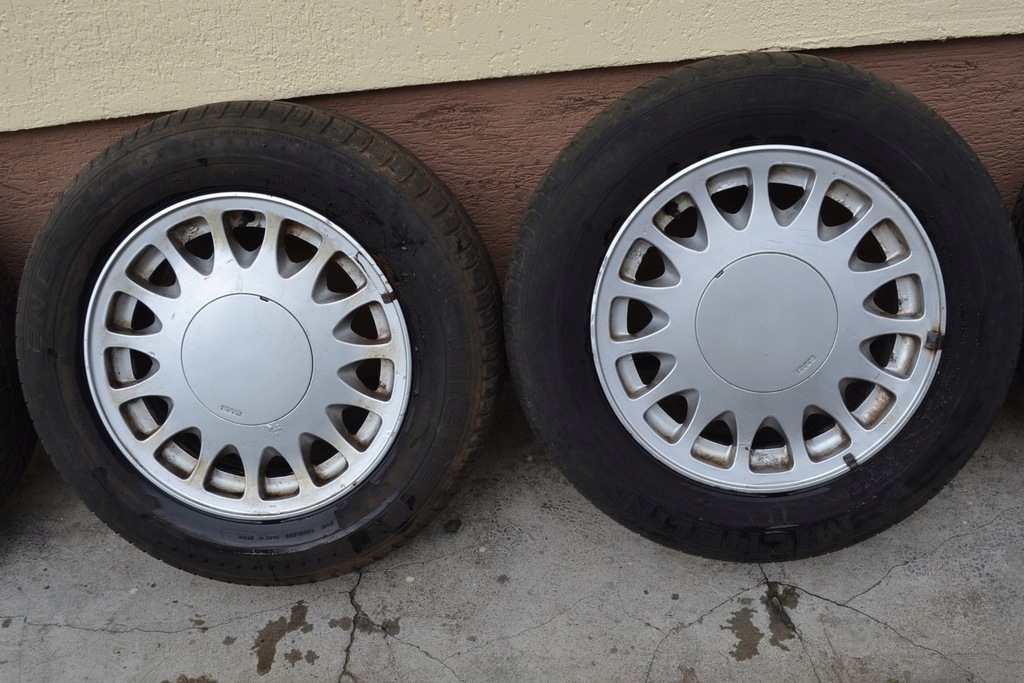 SAAB 900 9000 Räder Felgen Original K6 6Jx15 ET33 Product image