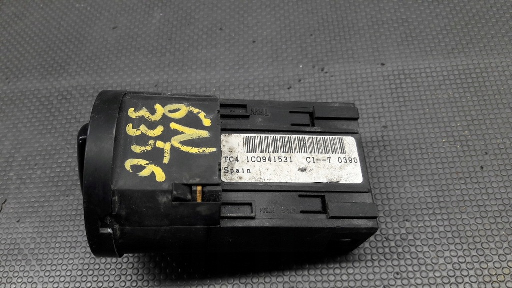 1C0941531 VW Golf IV Lichtschalter Product image