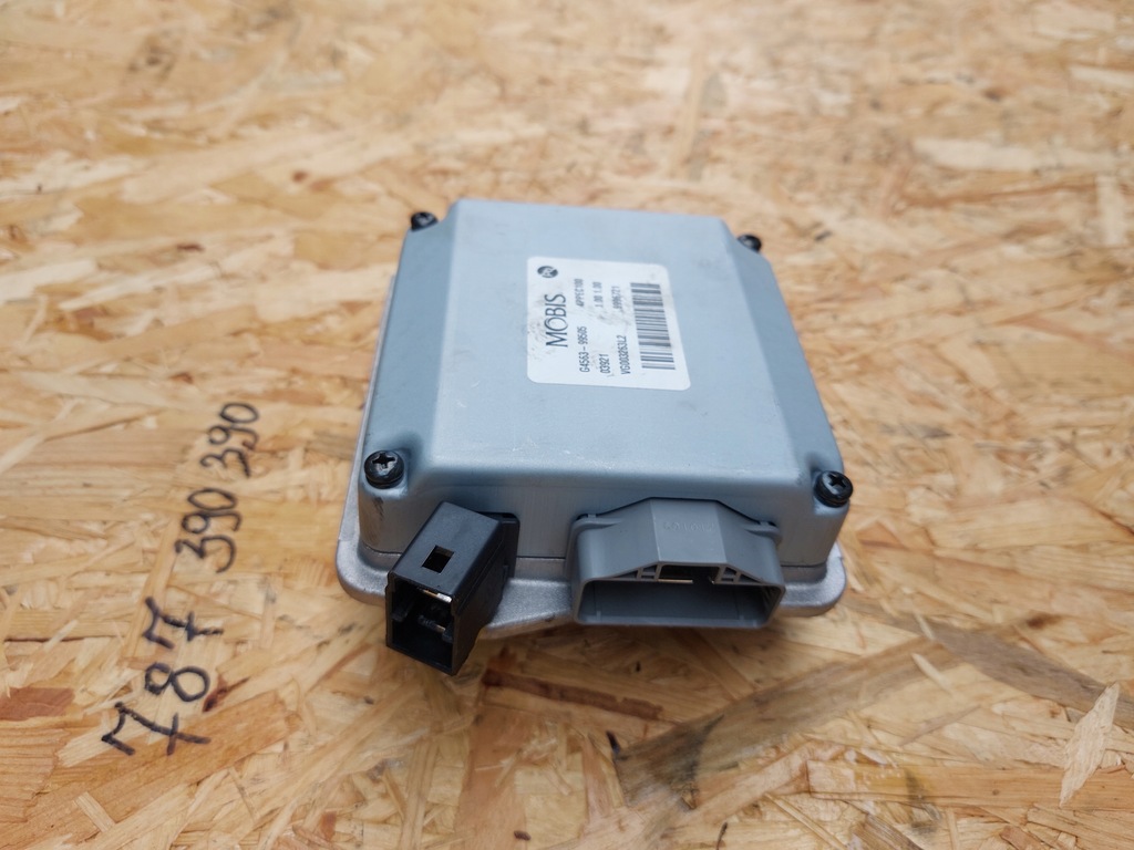 Hyundai I30 III 21/22 CONTROLLER-UNTERSTÜTZUNGSMODUL G456399505 Product image