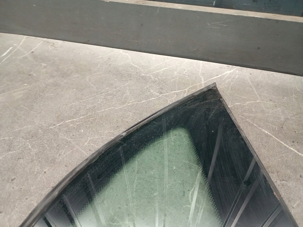 Caroseric Glass Right Mercedes B-Klasse W245 06R Product image
