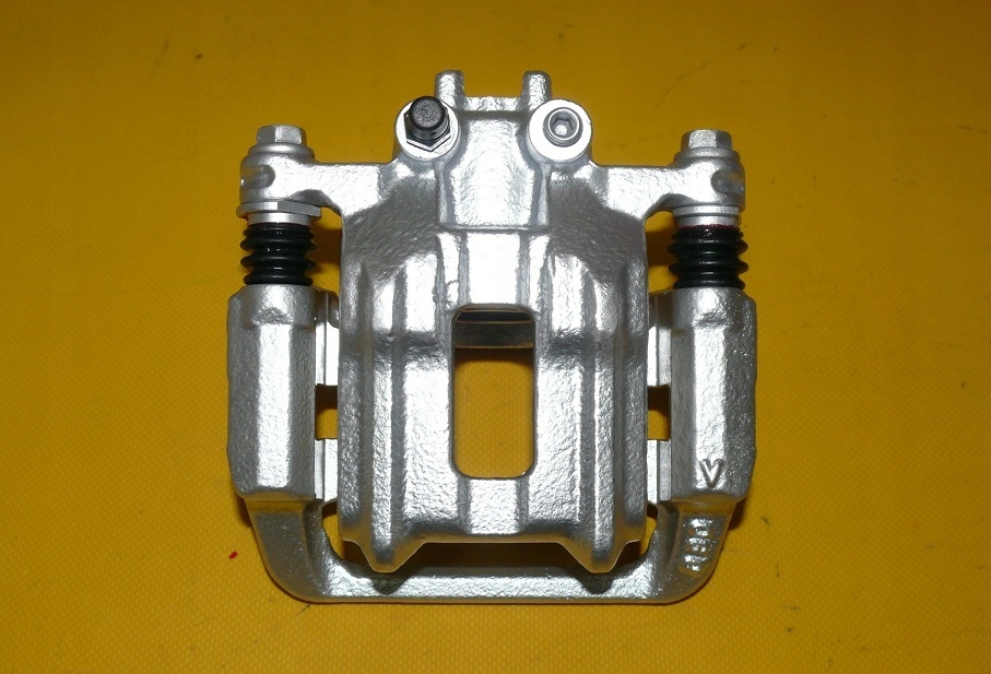 KLEMMEN LINKS RECHTS VORNE HINTEN HONDA ACCORD VIII 296 Product image