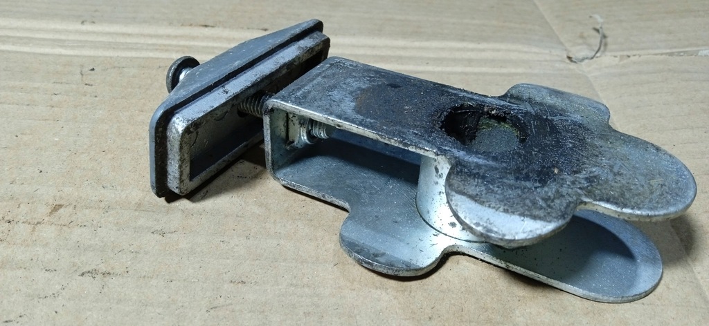 Suzuki GSF 600 1200 Bandit Spanner Kettenspannung Hinterrad Product image