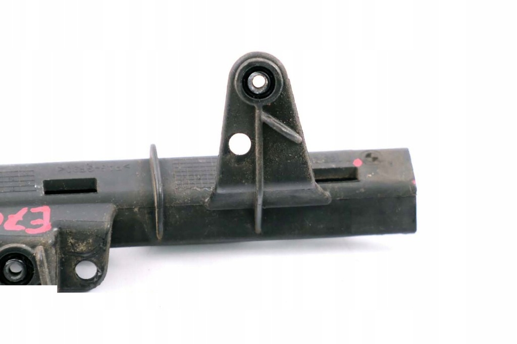 BMW X5 E70 Fensterführungshalter Rechts Hinten Product image