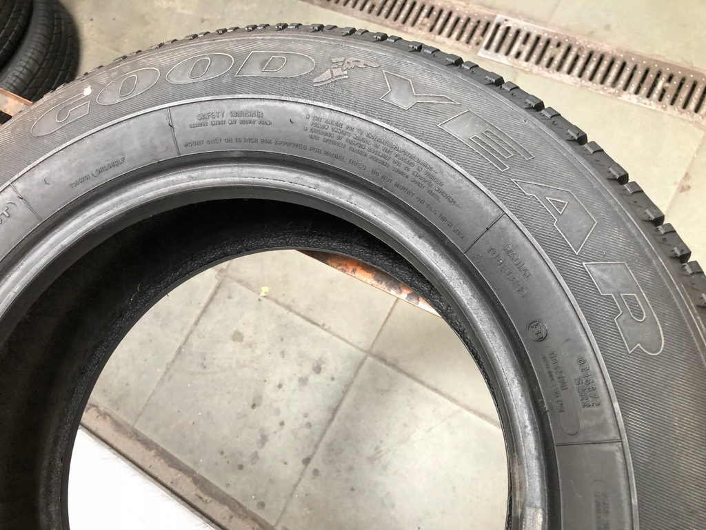 Goodyear Cargo Vector 1x 215/65R16C Product image