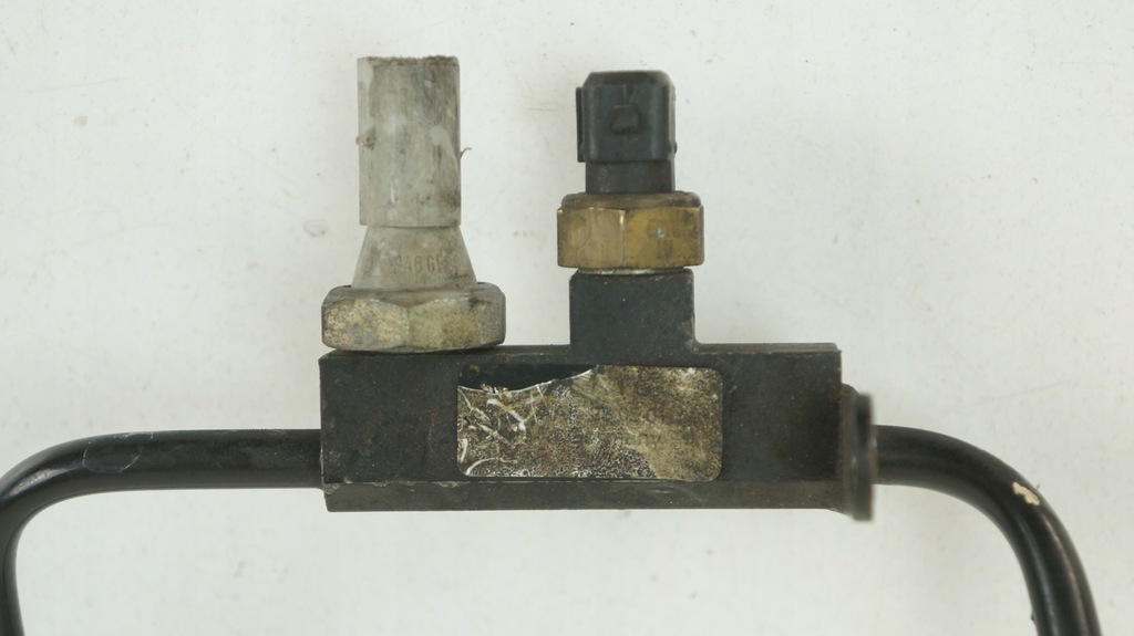 Audi A6 C5 Öltemperatursensorrohr 2,5 Product image