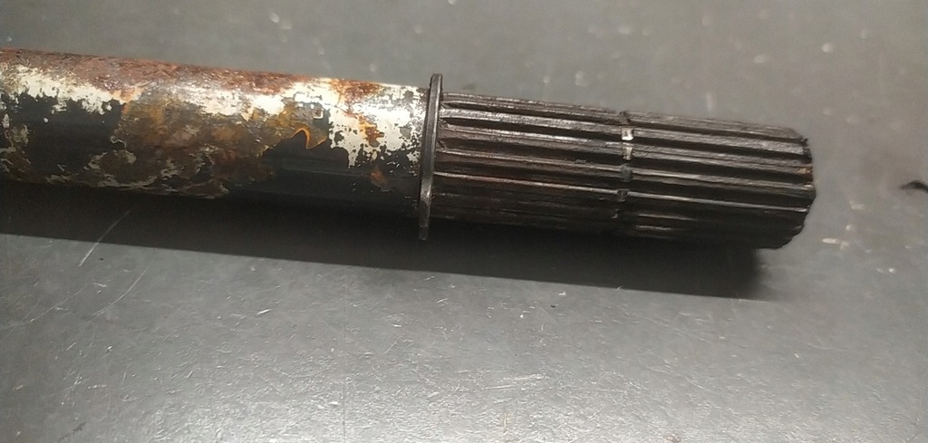 ISEKI SXG22 SCHÜSSELANTRIEBSWELLE Product image