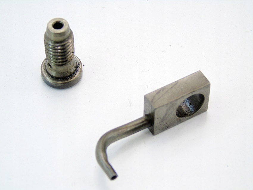 ÖLDÜSE 1.6 HDI PARTNER BERLINGO C4 407 C5 307 Product image