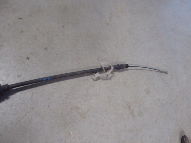 TRANSPORTER T4 90-96 KUPPLUNGSKABEL 1,9 D Product image