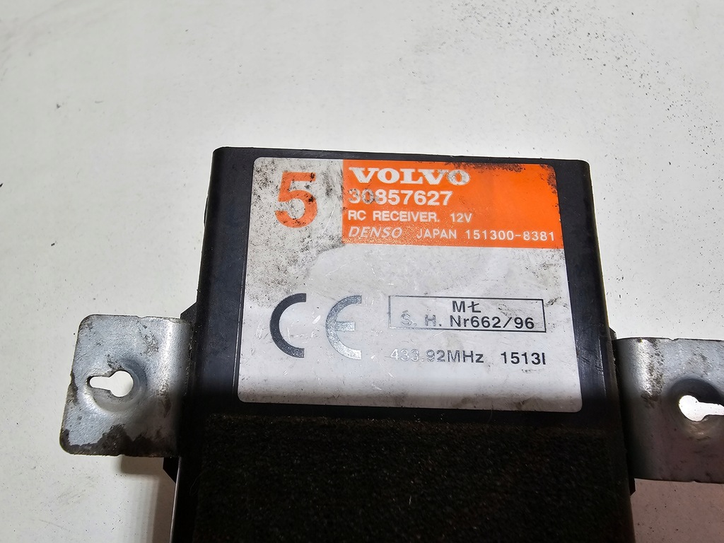 ALARM ZENTRALVERRIEGELUNG STEUERUNG VOLVO V40 30857627 Original Product image