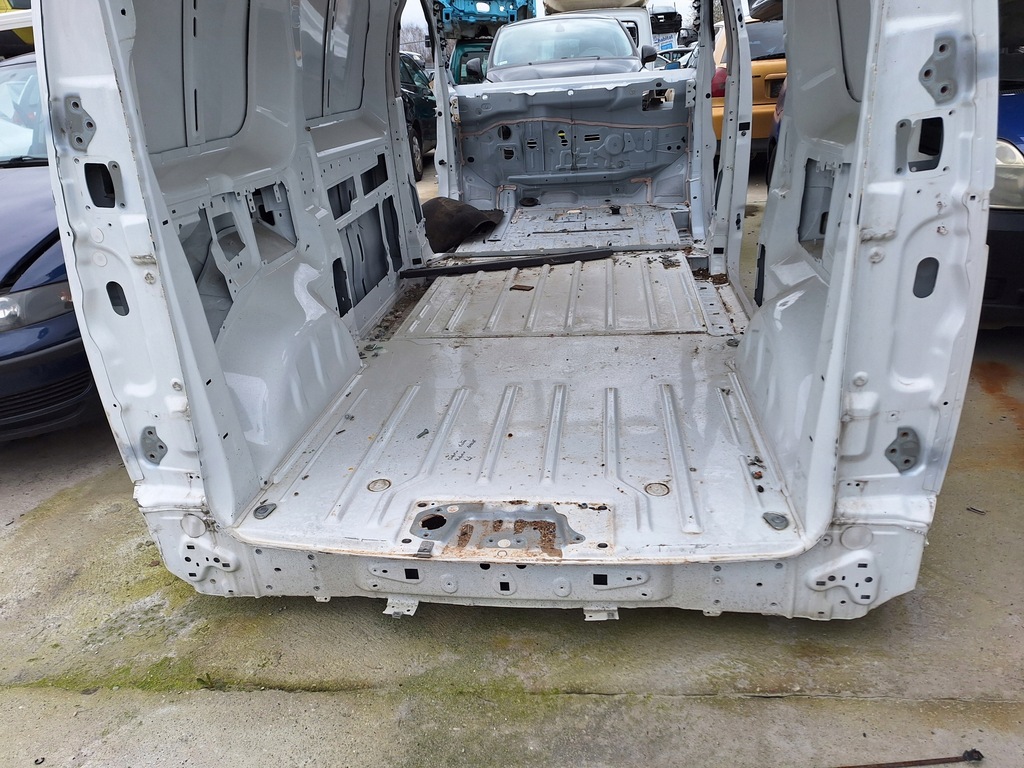 JUMPY SCUDO EXPERT 3 III PROACE II VIVARO C POST HINTERER RIEMENBODEN Product image