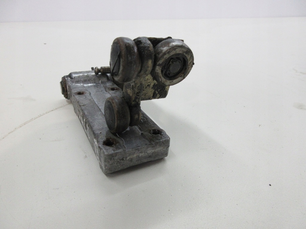IVECO DAILY II 89-99 SCHIEBETÜRROLLE Product image