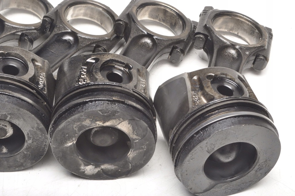 FORD FOCUS MK2 KOLBEN MIT PLEUEL 085190 Product image