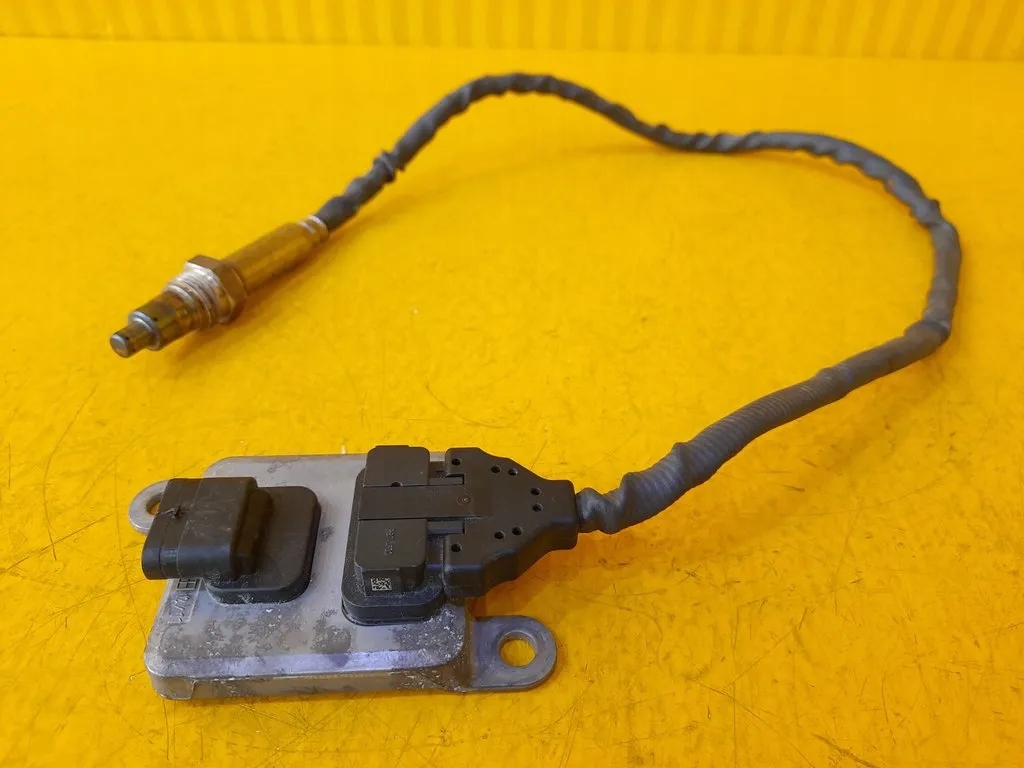Mercedes W213 W205 LAMBDASONDE A0009051512 Product image