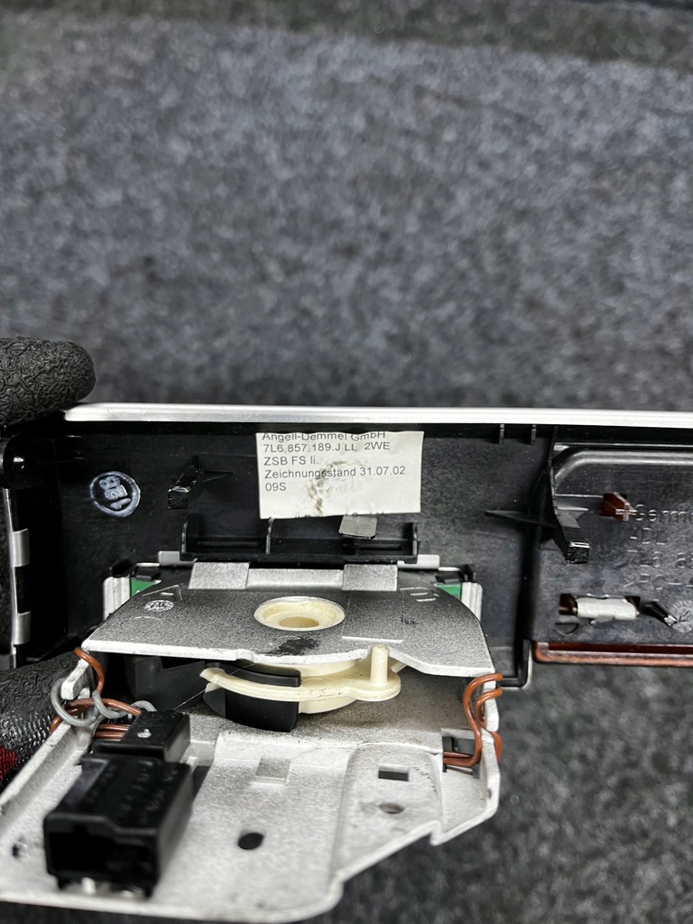 Linkes Dekor links VW Touareg und 7L 7L6857189J Product image
