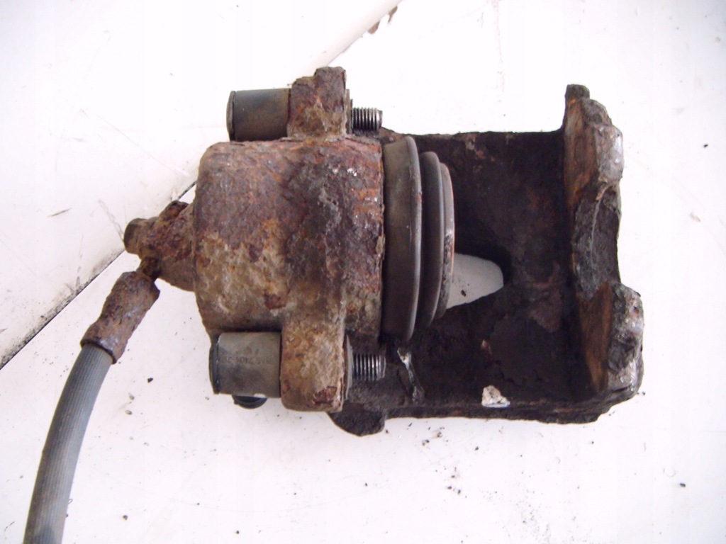 SKODA OCTAVIA 2 II 04- VORDERER BREMSSATTEL Product image
