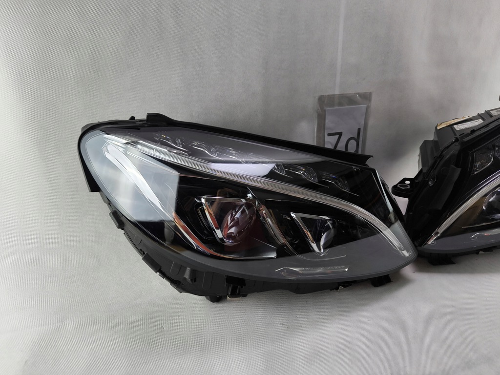 MERCEDES CLK 209 LIFT W209 XENON TURNING LINKS RECHTS SCHEINWERFERLAMPE Product image