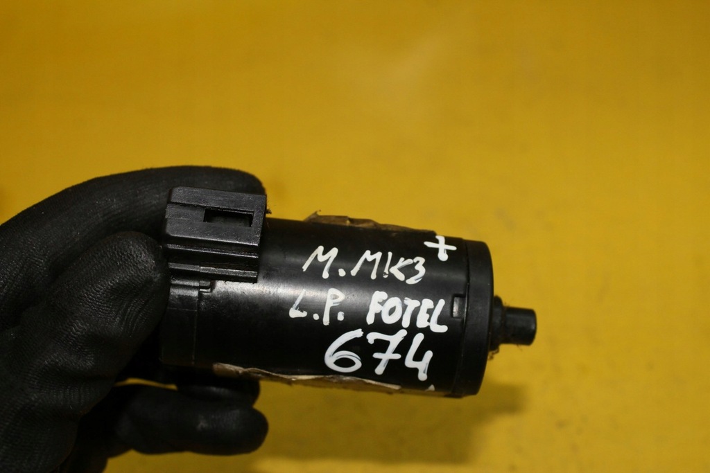 SITZMOTOR LINKS VORNE MONDEO MK3 5609830J Product image