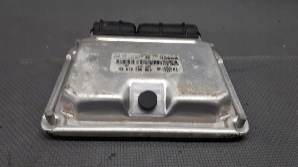 0281010668 Steuergerät VW PASSAT B5 1.9 TDI Product image