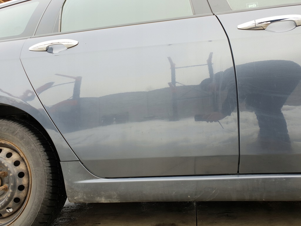 HONDA ACCORD VII 7 HINTEN RECHTS TÜR KOMBI NH658P Product image