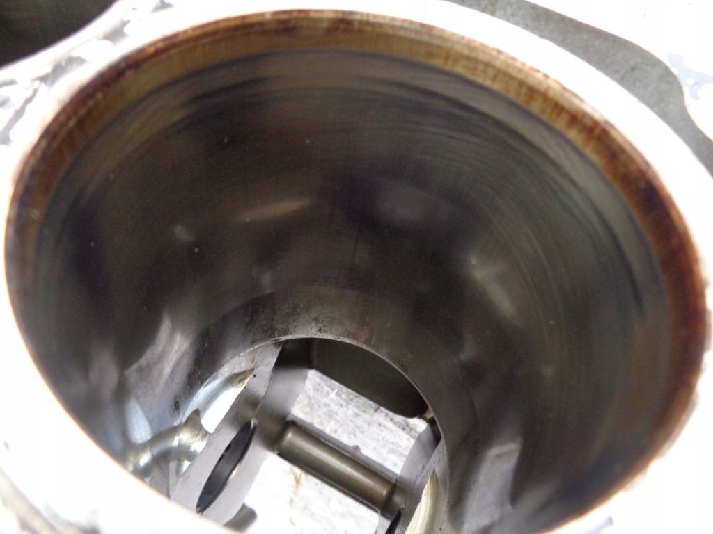 HONDA HORNET CB 900 Block, Motorkurbelgehäuse, Kolben Product image