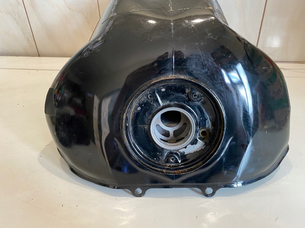 HONDA CBR 1000RR SC57 04-07 KRAFTSTOFFTANK Product image
