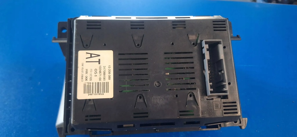 Opel Astra H 2004 Bedienfeldanzeige Product image