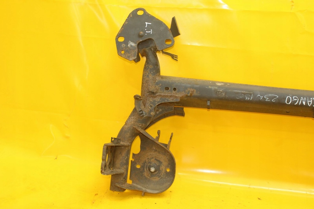 Renault Kangoo Hinterrad -Achse Product image