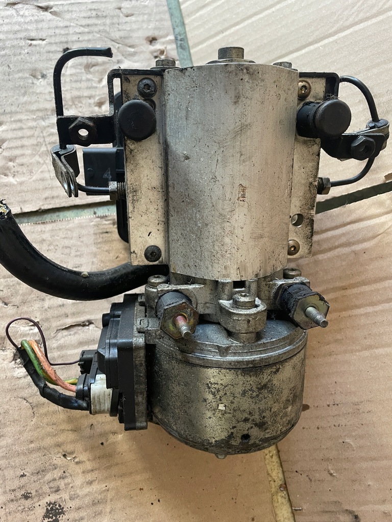 AUFHÄNGUNGSKOMPRESSORPUMPE CITROEN C5 II LIFT VOLLSTÄNDIG FUNKTIONIEREND ORIGINAL Product image