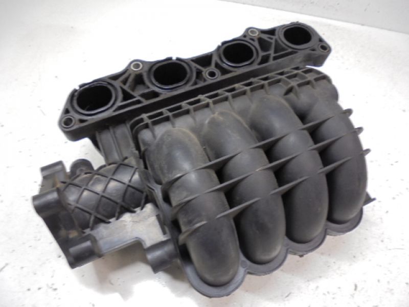COLT VI Ansaugkrümmer MN143823 1.3 Product image