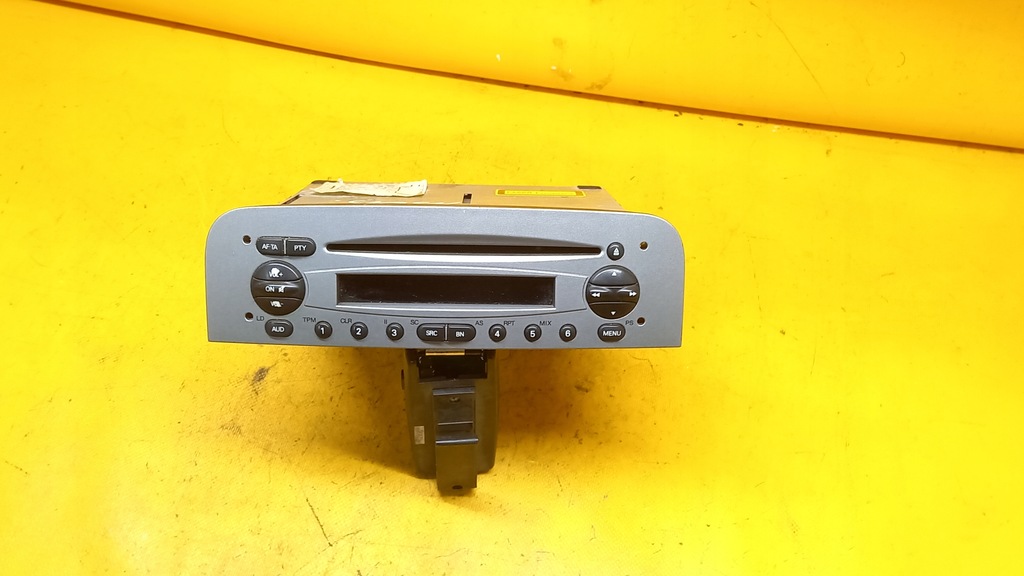 ORIGINAL RADIO ALFA ROMEO 147 8635123208 Product image