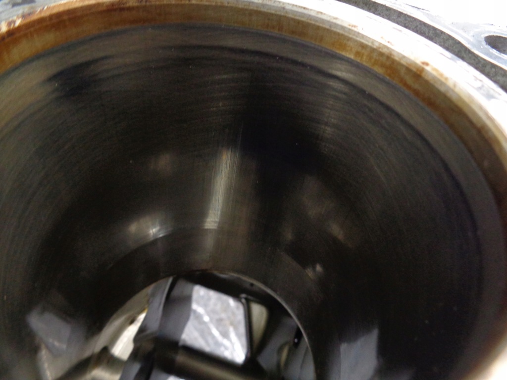 HONDA HORNET CB 900 Block, Motorkurbelgehäuse, Kolben Product image