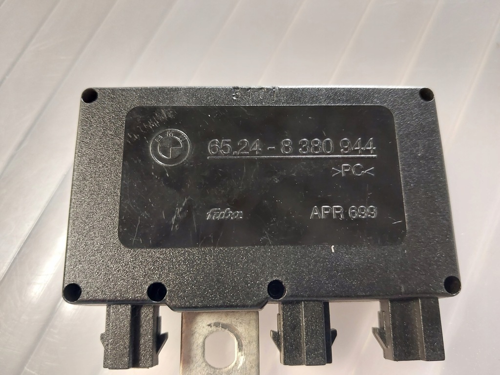 BMW E46 Antennenverstärker 8380944 OE Product image