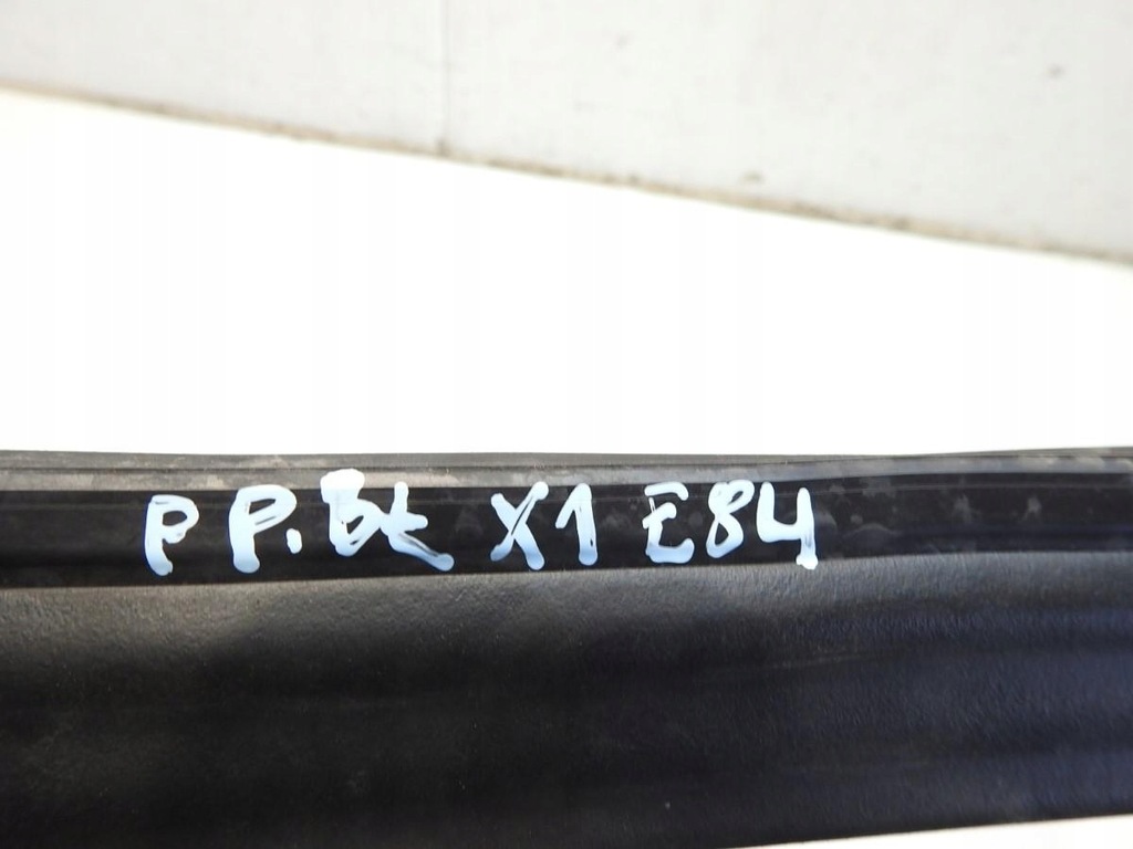 VORDERER RECHTER KOTFLÜGELDICHTUNG BMW X1 E84 2991416 Product image
