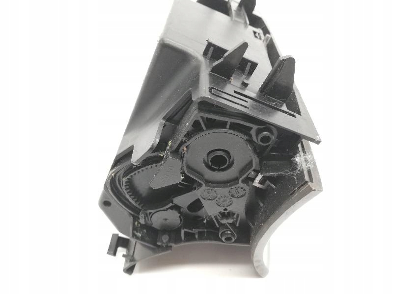 Mercedes-Benz E T-T-Model (S211) A2118100430 Aschenbecher 2.2L Diesel 2008 Product image