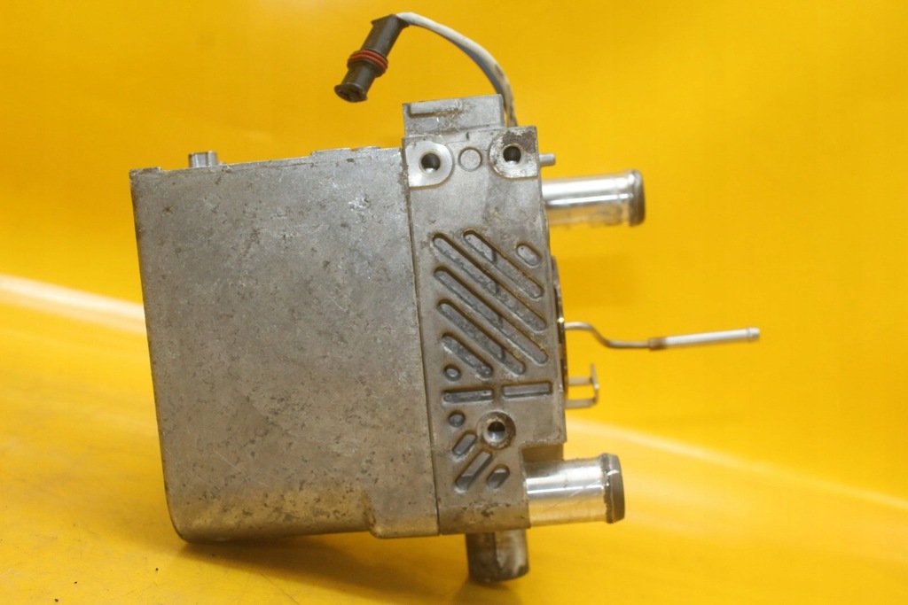 Bake Webasto Thermo Top C Diesel 5.0 kW 12V Audi Q7 Bus VW Sitz 4L0815071g Product image