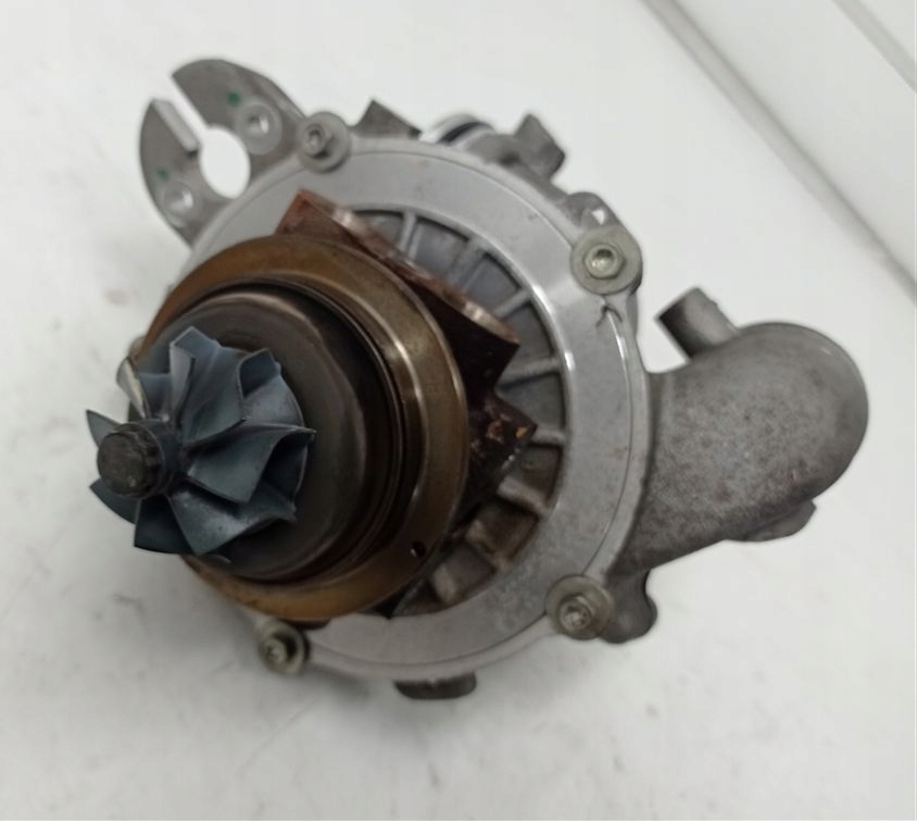 TURBOTURBINEN-SET RECHTS MERCEDES W213 3,5 V6 E400 276.853 A2760903080 Product image
