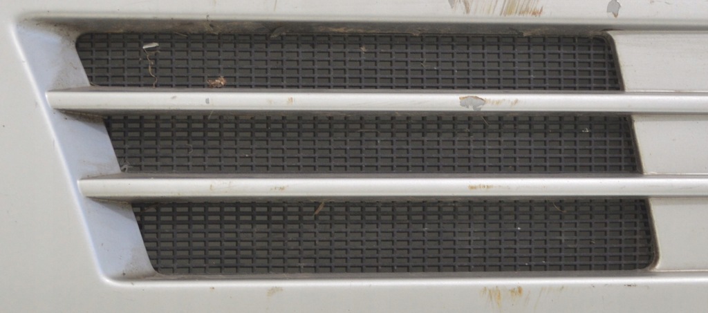 NET GRILLE FENDER STRIP RECHTS MERCEDES R129 SL 500SL 1296980274 Product image