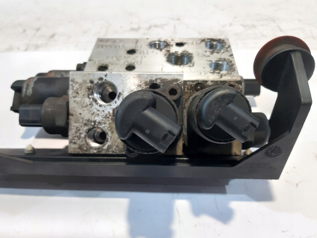 Dynamische Federungspumpe BMW E65 6758704 Product image
