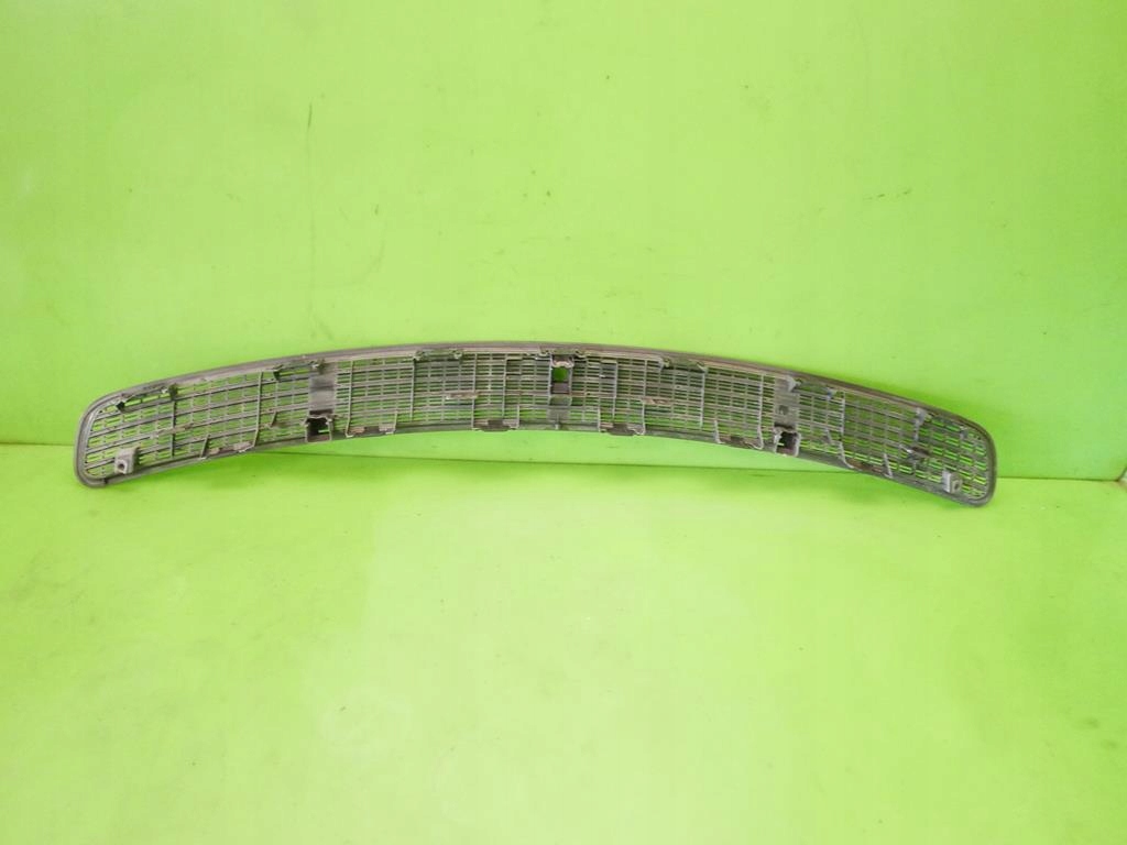 LUFTMASKE ANSAUGGITTER MERCEDES W211 02-06 Product image