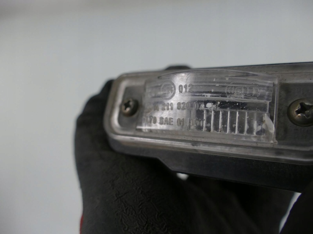 MERCEDES SLK R171 KENNZEICHENLEUCHTE HECKBELEUCHTUNG W211 Product image