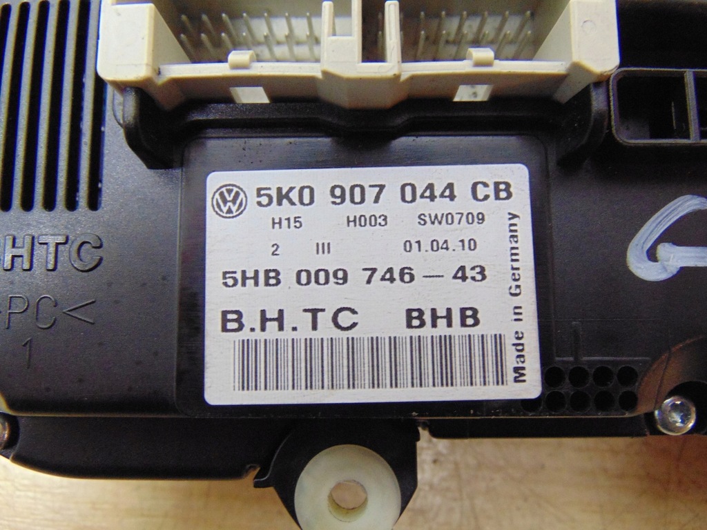 BEDIENFELD VW GOLF VI 5K0907044CB Product image