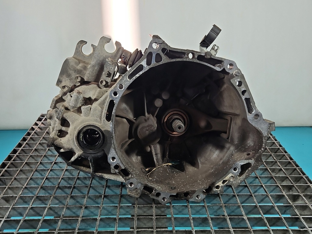 Getriebe 31115-0D030 Toyota Yaris und 1,4 D4D Product image