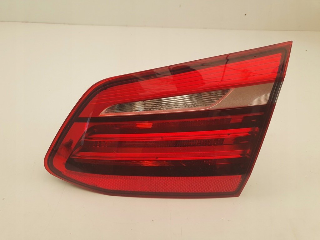 HINTERE RECHTE LAMPE IN DER HAUBE BMW 2 F45 7311032 Product image