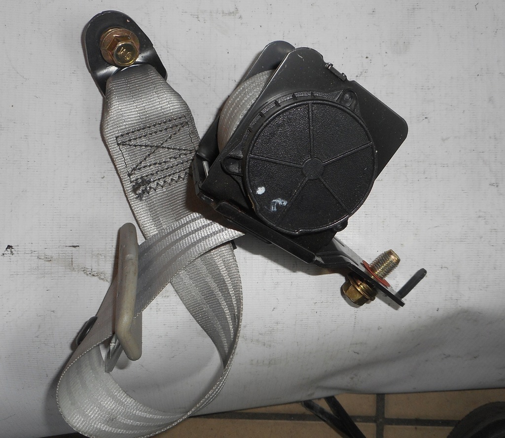 Hyundai Sonata Sicherheitsgurt hinten rechts Product image