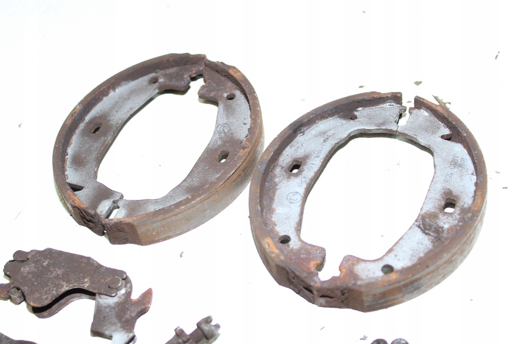 BMW E87 E88 E81 120d Bremsbrem Jaw Jurid Original Manual Set Product image