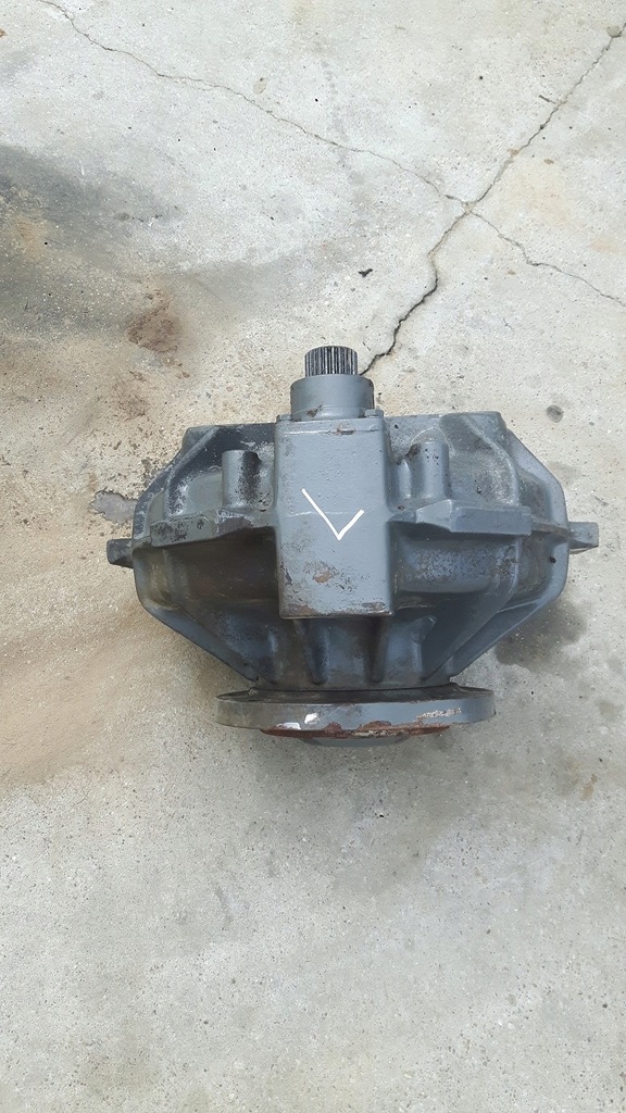 LINKER TRAINER MÄHDRESCHER FENDT 6335C 2015R Product image