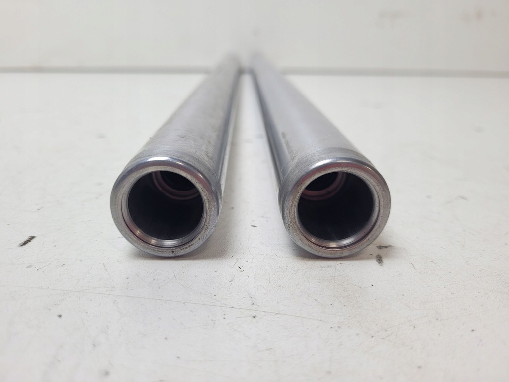 SUZUKI GS 125 82-94 LAGA ROHR LINKS RECHTS VORDERE AUFHÄNGUNG Product image