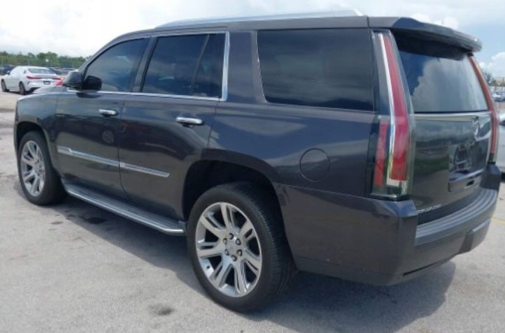 P2 Cadillac Escalade IV 2014 - Unterstützung des GM 22829069C -Akku Product image