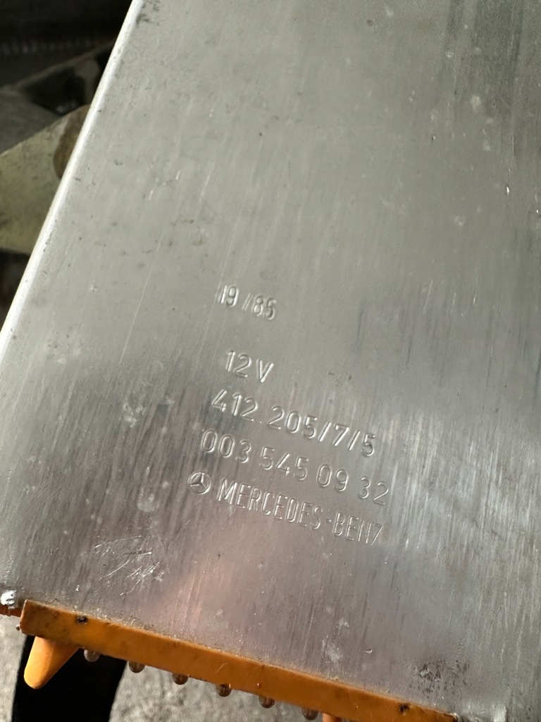 Mercedes W126 Tempomatmodul 0035450932 Product image
